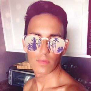 Meet your Posher, Kevin